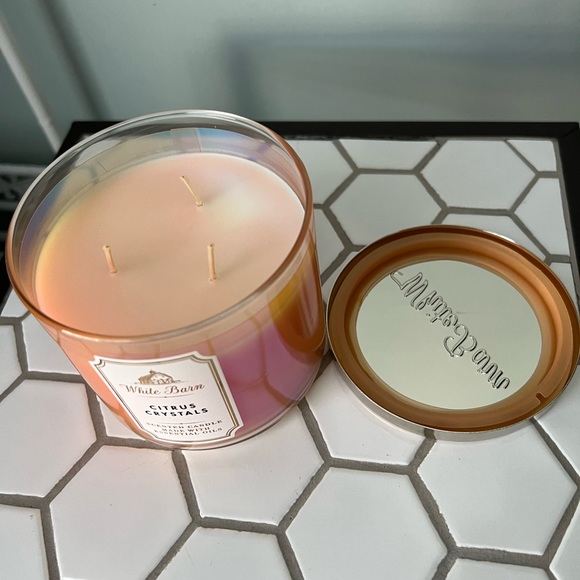 NEW White Barn Bath & Body Works CITRUS CRYSTALS 3 Wick Candle 14.5 oz - Picture 3 of 4